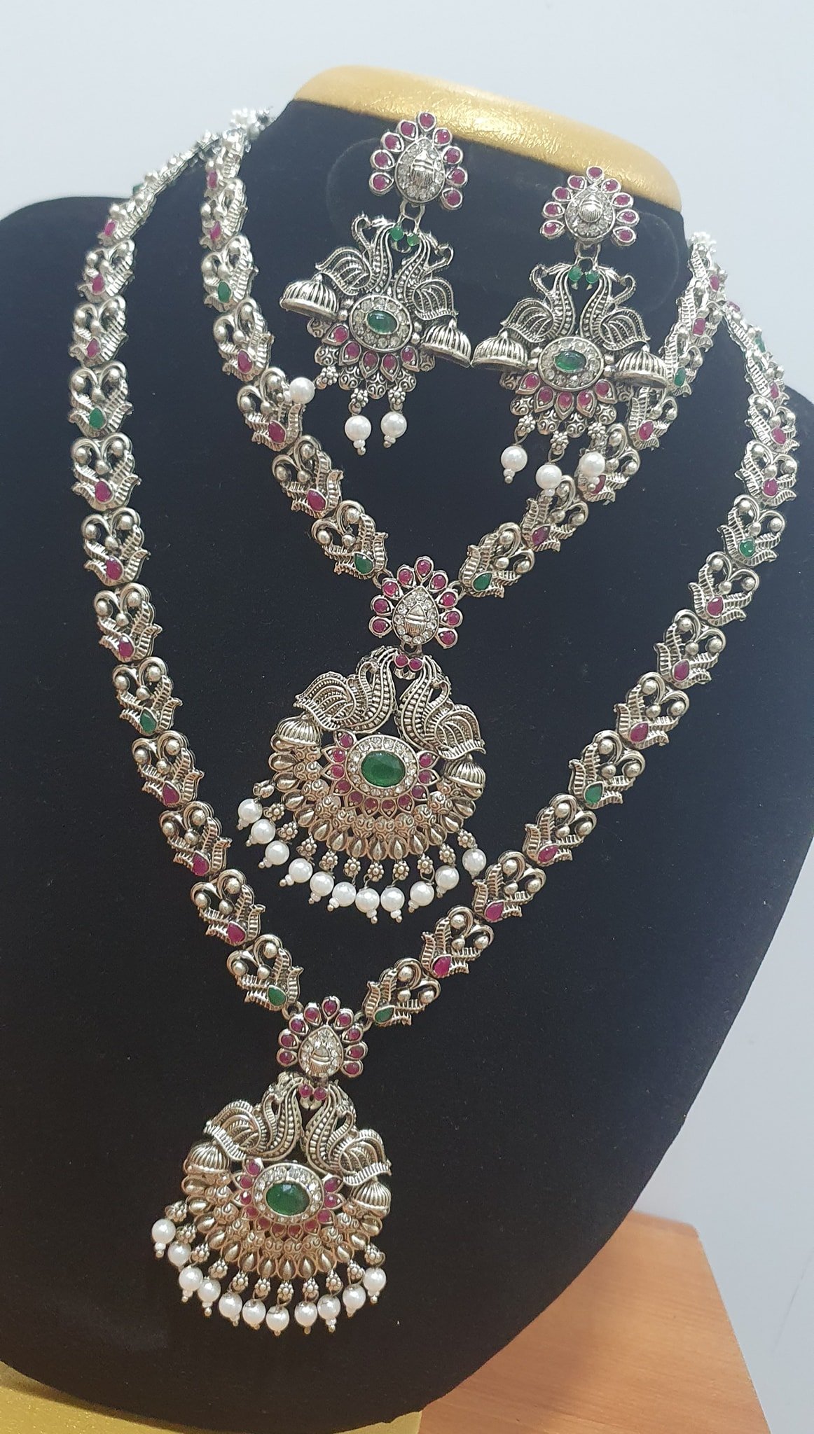 Peacock Designer Matte Silver Combo Set Peacock Designer Matte Silver Combo Set