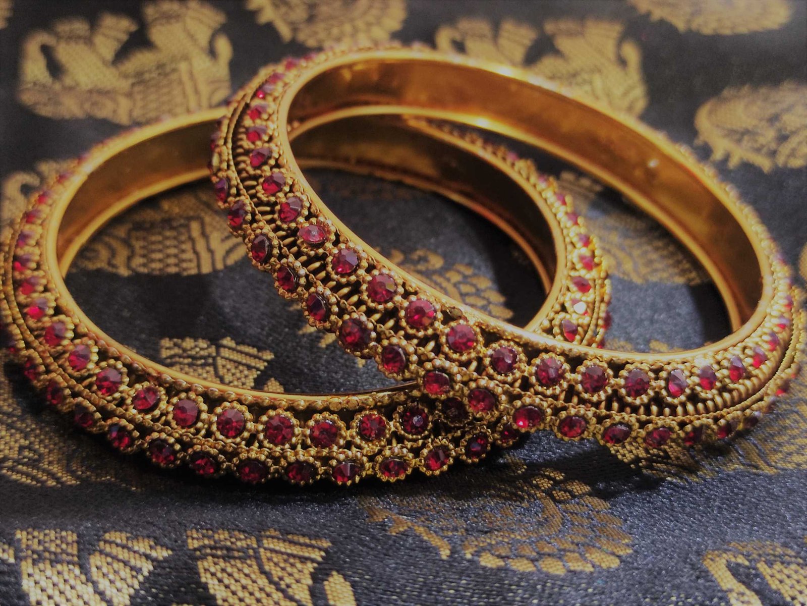 Maroon stone Antique Bangle set Maroon stone Antique Bangle set