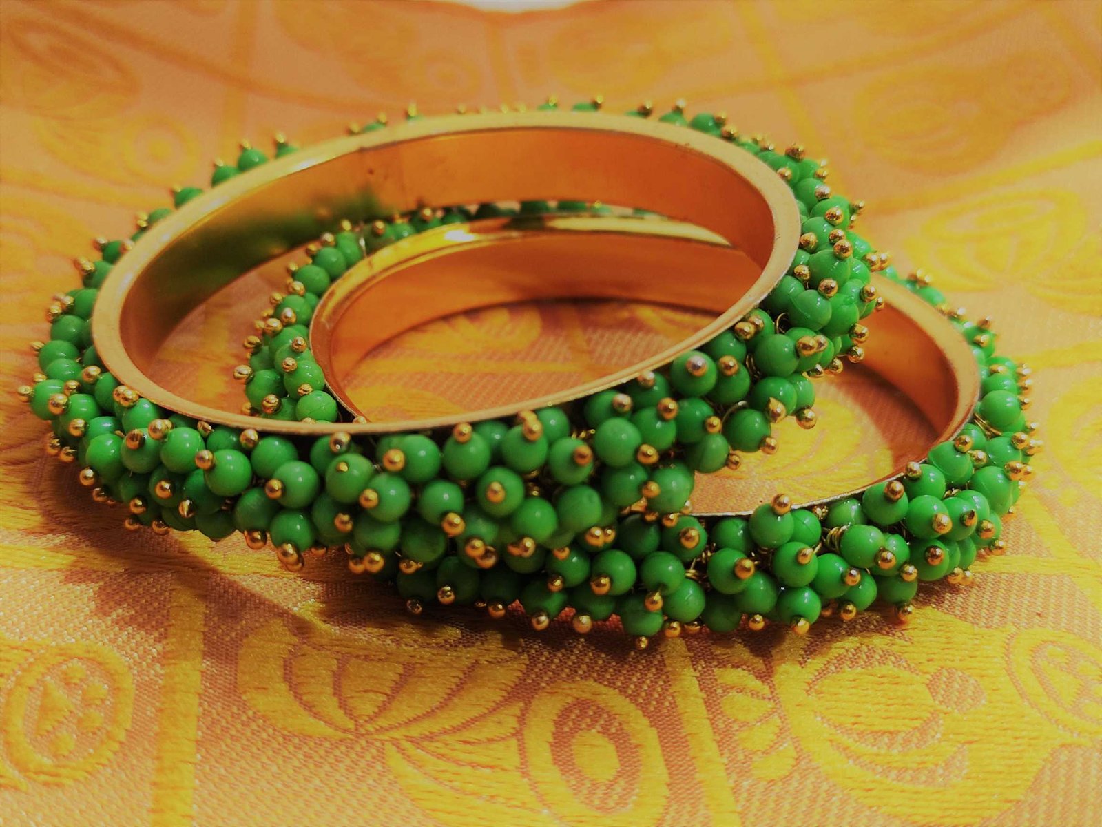 Light Green Pearl Cluster Bangle Light Green Pearl Cluster Bangle