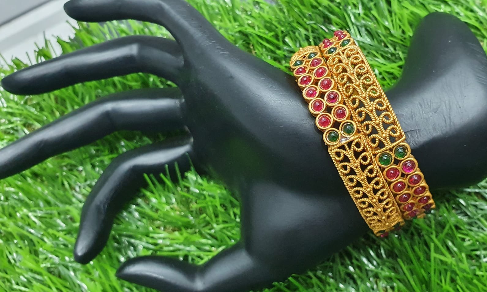 Matte Finished Bangle set Matte Finished Bangle set