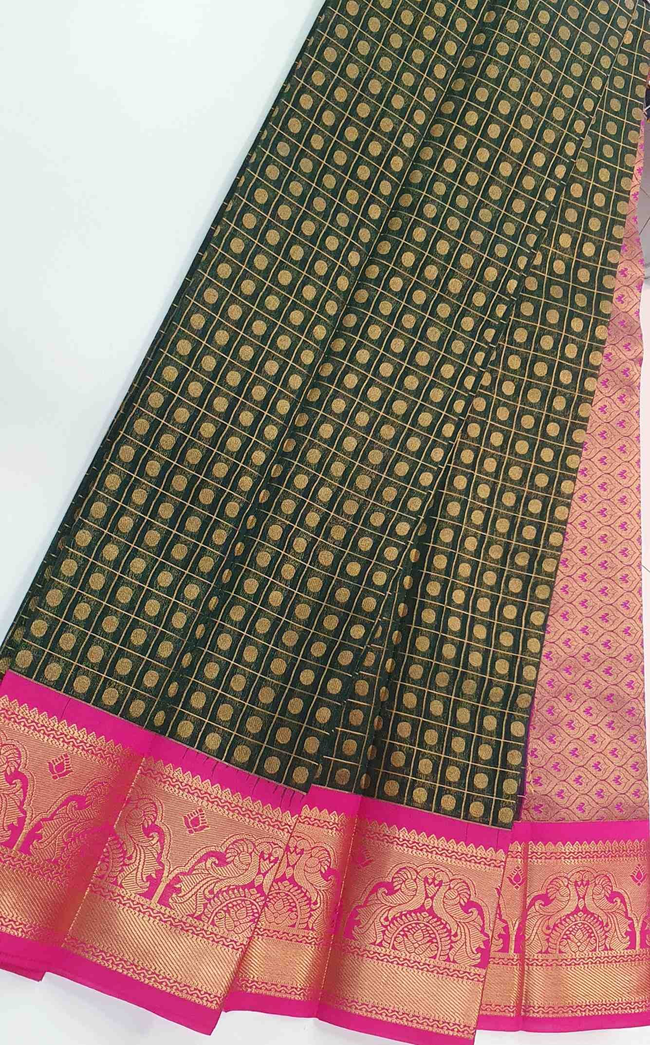 Dark Green and Gold Pink Border Silk Cotton Sarees Dark Green and Gold Pink Border Silk Cotton Sarees