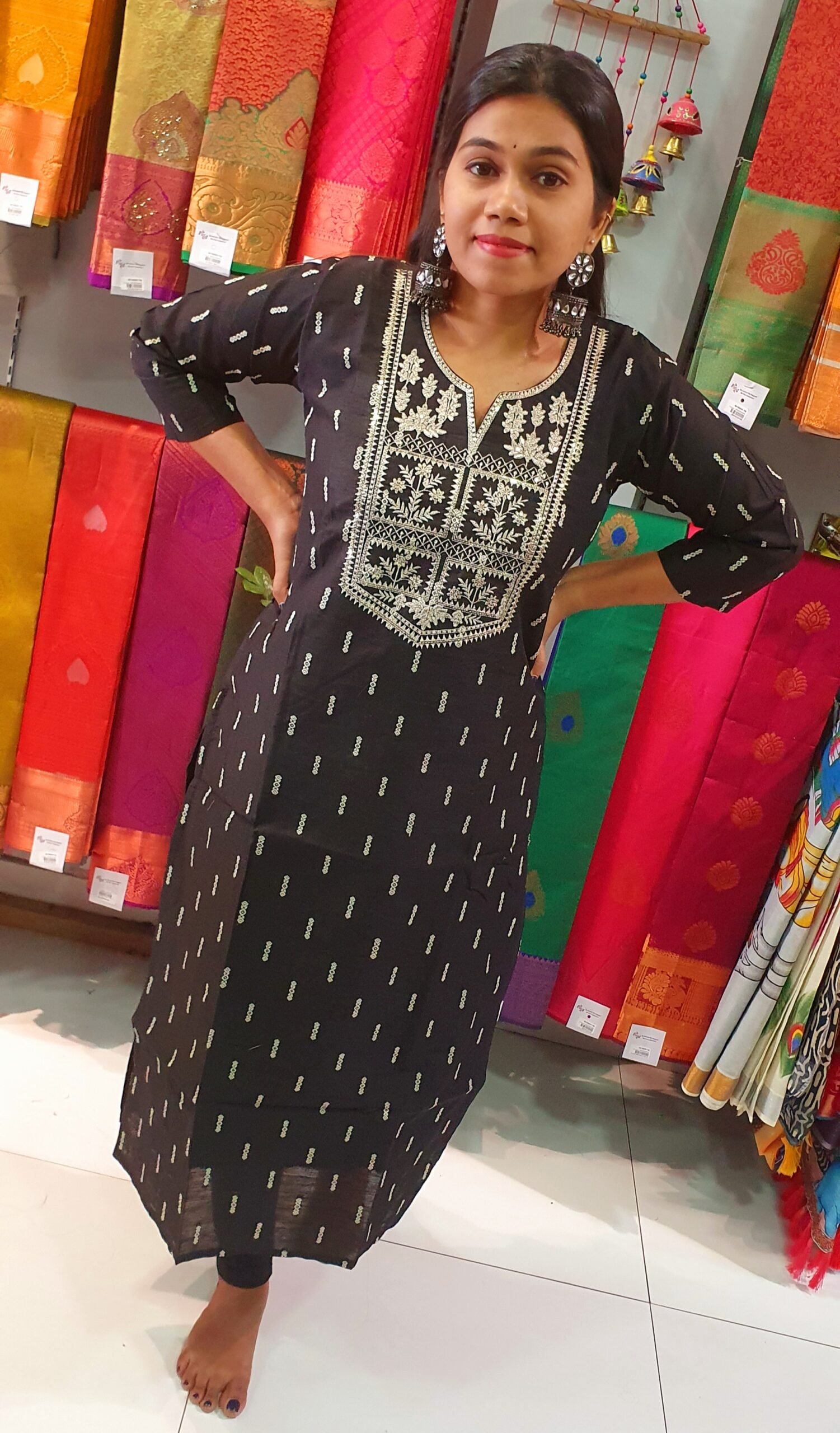 Black Embroidery Side Open Kurthi Black Embroidery Side Open Kurthi - Image 4