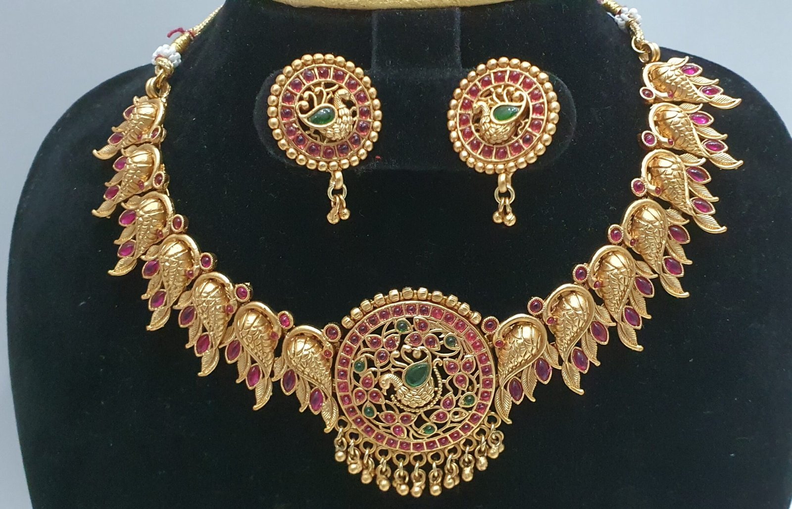 Swan Designer Matte Finished Necklace Swan Designer Matte Finished Necklace