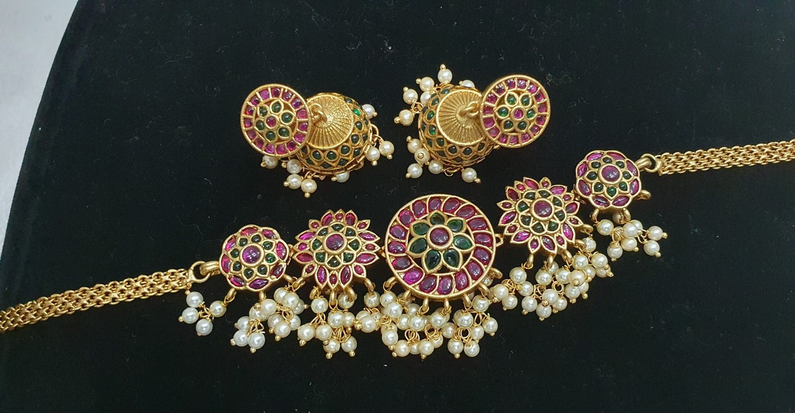 Flower Designer Matte Finished Chocker Flower Designer Matte Finished Chocker