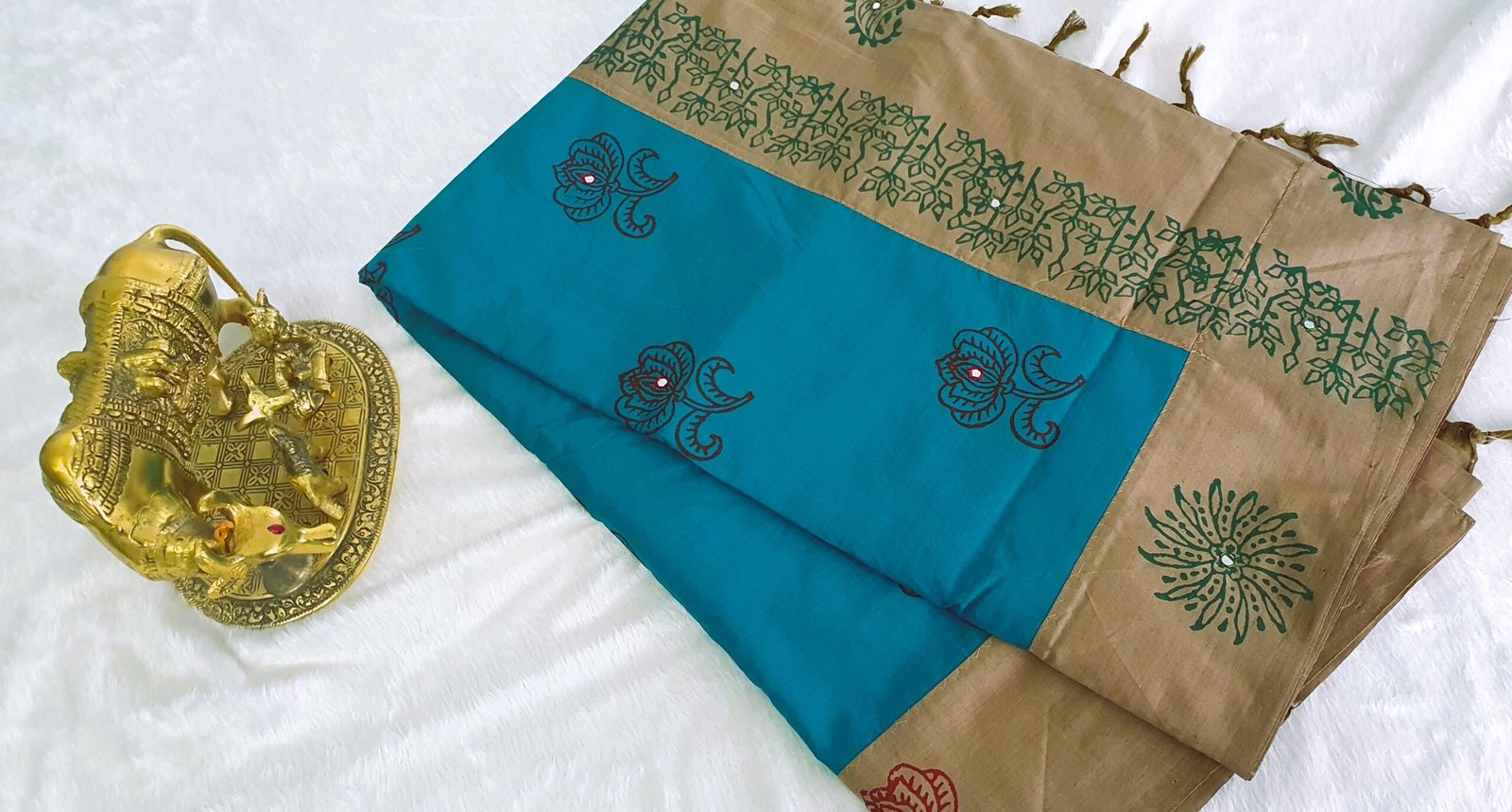 Sky Blue & Light Grey Shade Poly Cotton Casual Saree Sky Blue & Light Grey Shade Poly Cotton Casual Saree