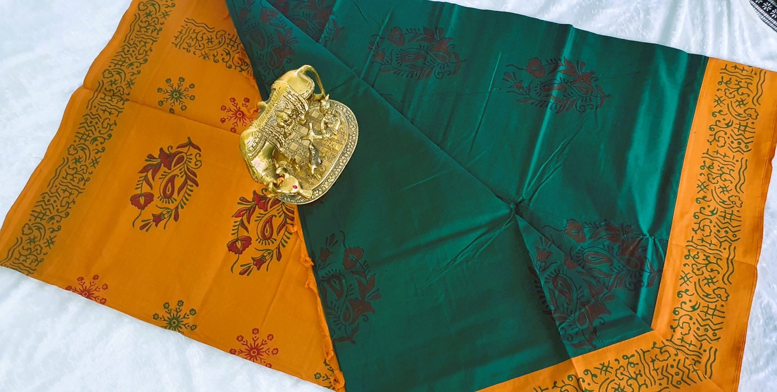 Green and Yellow Poly Cotton Casual Saree - Image 3