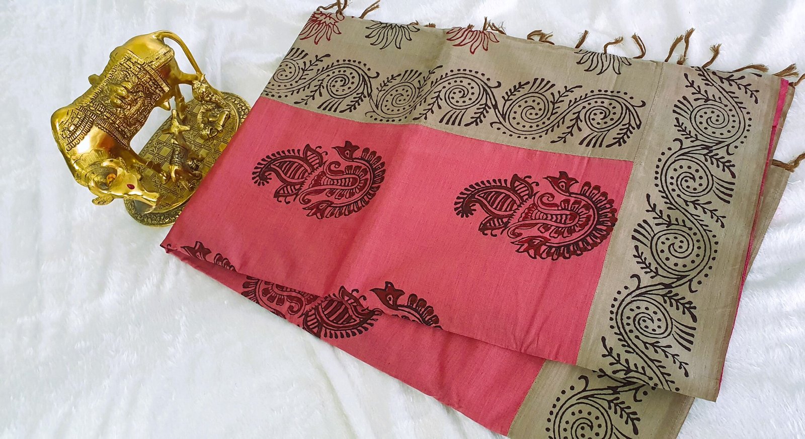 Light Pink and Butter Colour Shade Poly Cotton Casual Saree Light Pink and Butter Colour Shade Poly Cotton Casual Saree