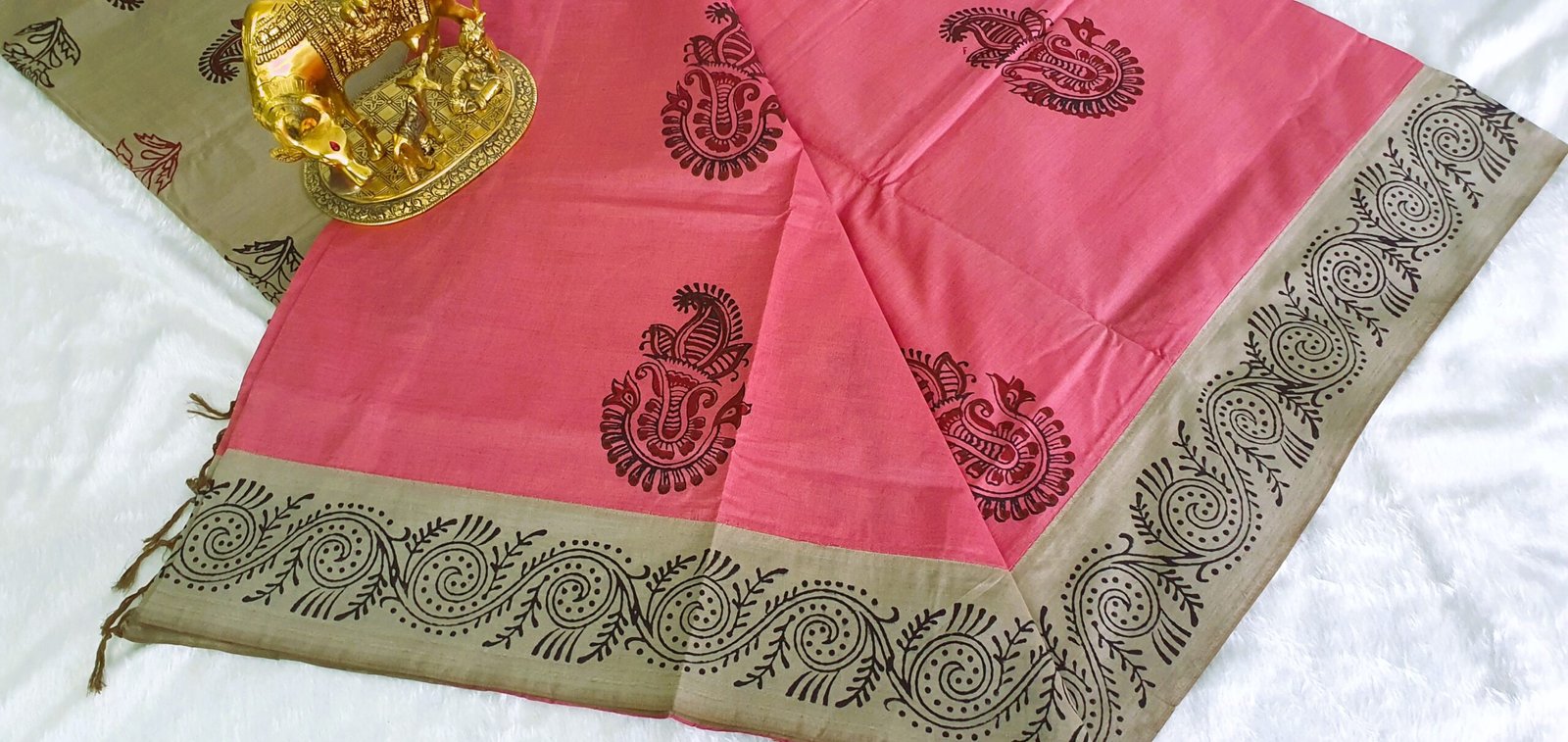 Light Pink and Butter Colour Shade Poly Cotton Casual Saree Light Pink and Butter Colour Shade Poly Cotton Casual Saree - Image 4