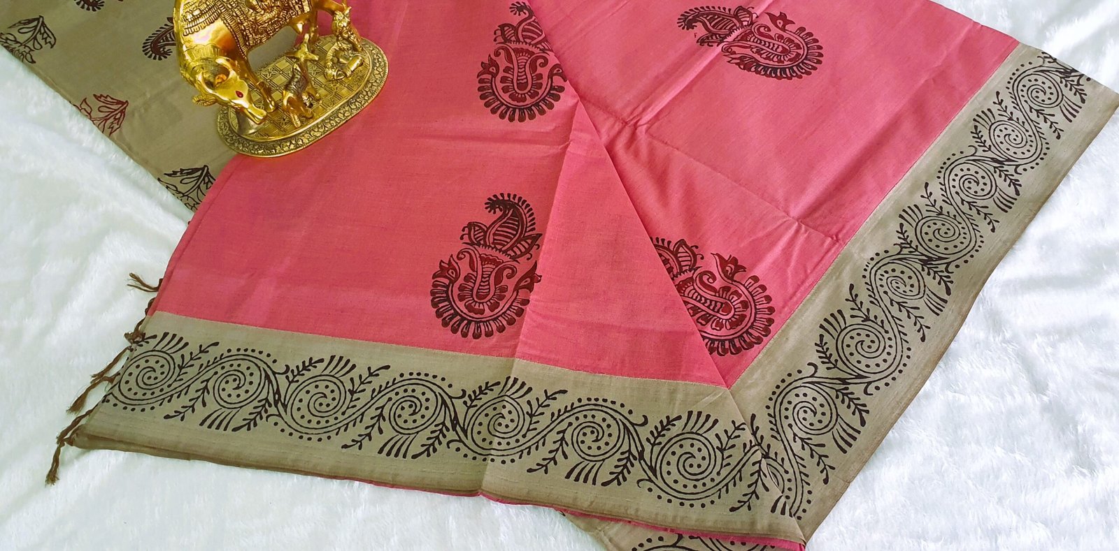 Light Pink and Butter Colour Shade Poly Cotton Casual Saree Light Pink and Butter Colour Shade Poly Cotton Casual Saree - Image 5