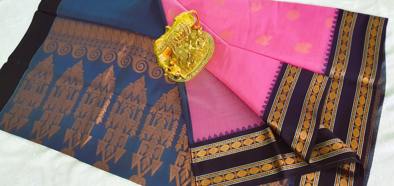 Dark Pink and Dark Purple Silk Cotton Saree - Image 6