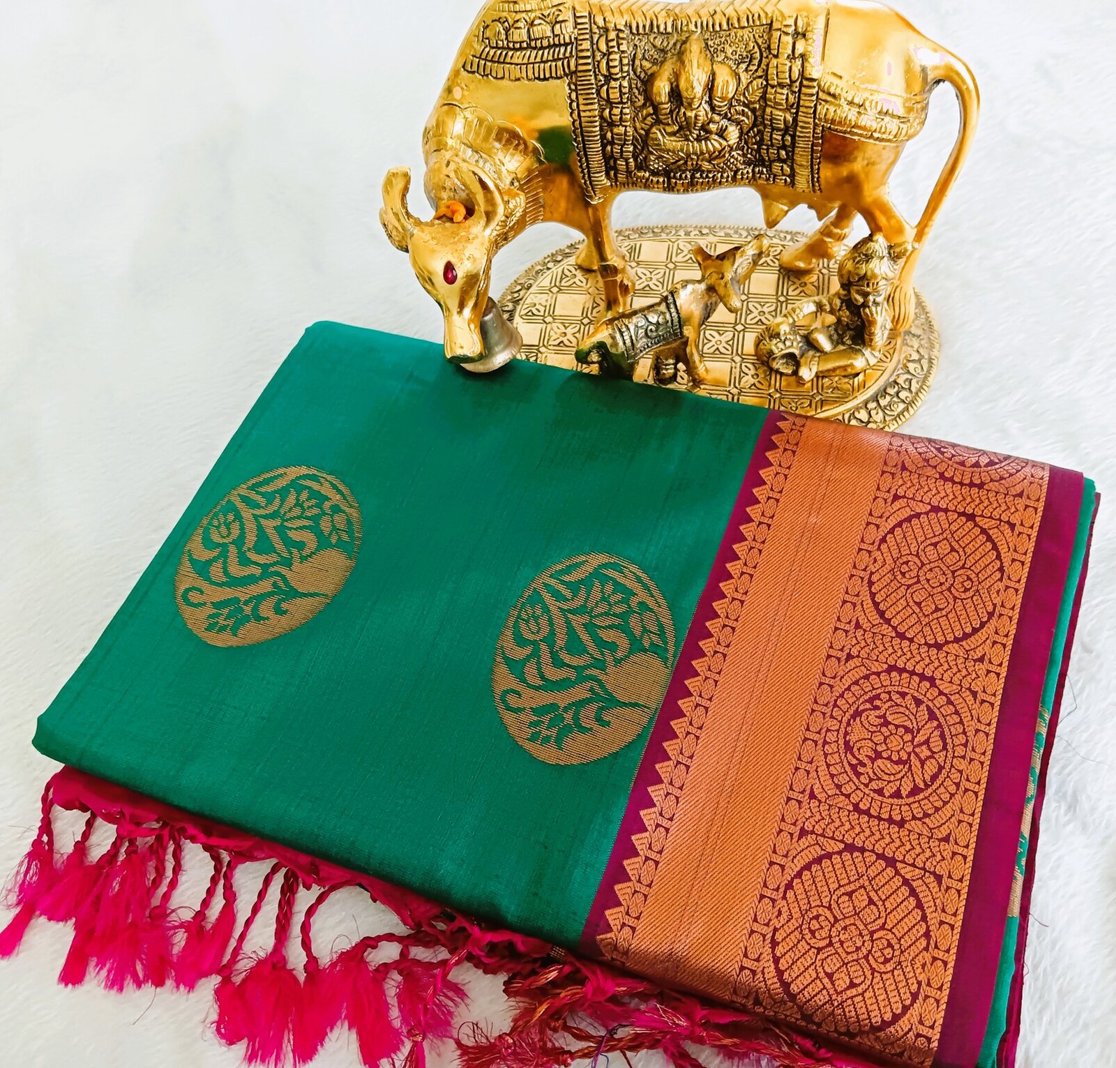 Peacock Green and Dark Pink Semi Silk Saree Peacock Green and Dark Pink Semi Silk Saree