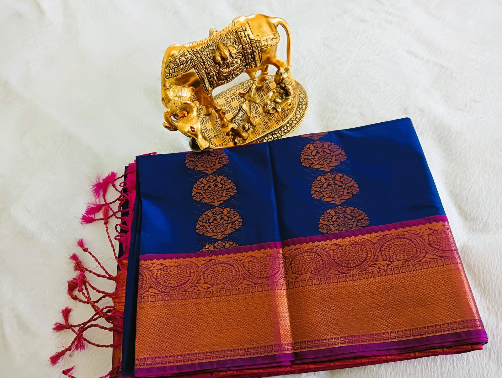 Royal Blue and Dark Pink Semi Silk Saree - Image 7