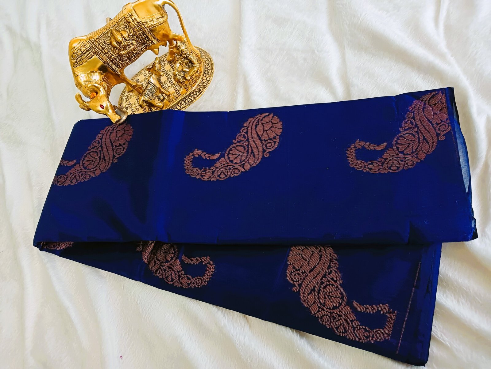 Mango Design Royal Blue Silk Cotton Saree - Image 3