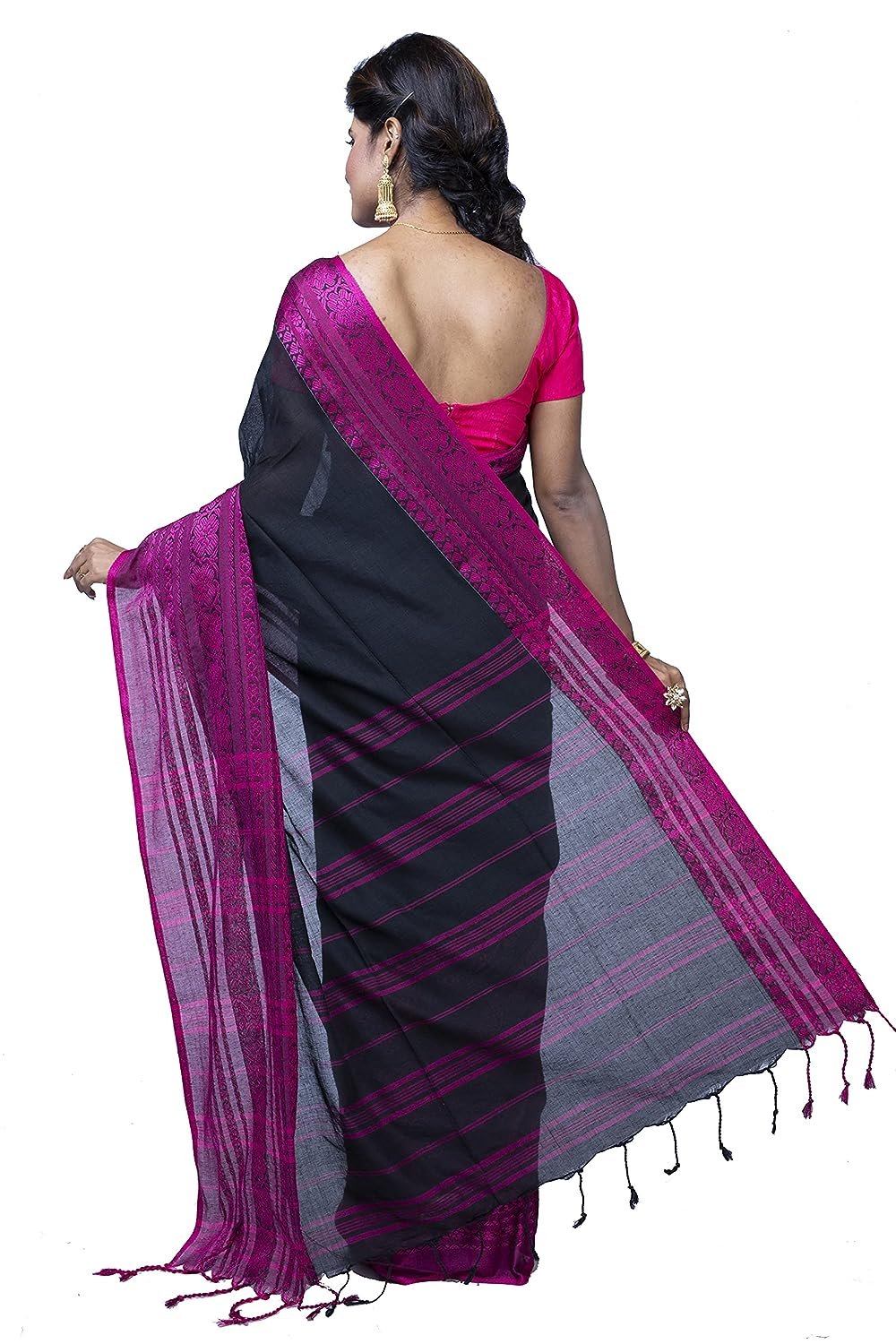 Black and Magenta Handloom Khadi Cotton Saree Black and Magenta Handloom Khadi Cotton Saree - Image 3