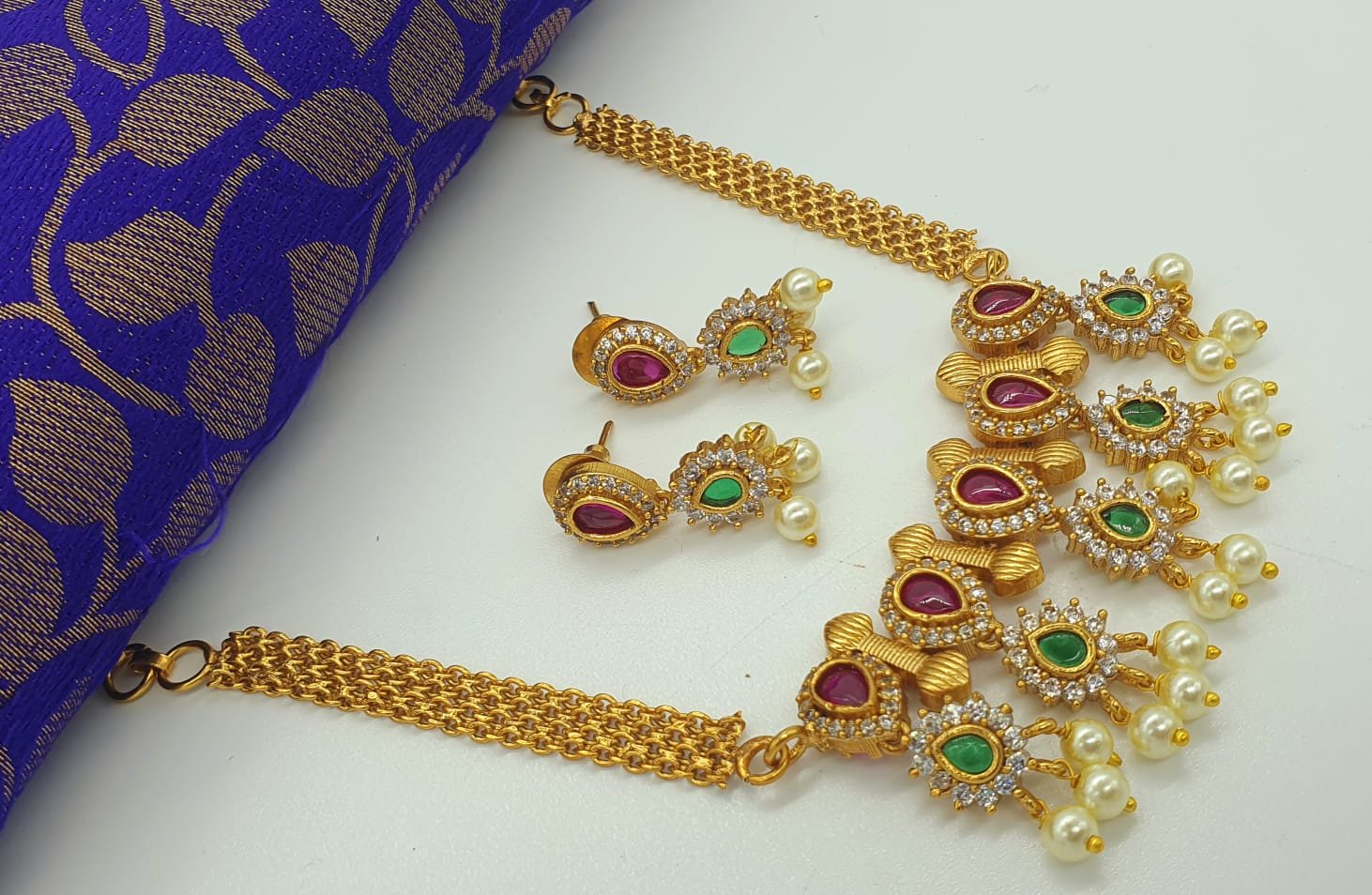 White Pearl Designer Matte Finished Necklace White Pearl Designer Matte Finished Necklace