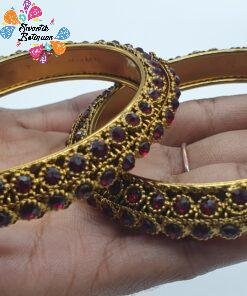 Marron Stone With Oxidised Gold Bangles