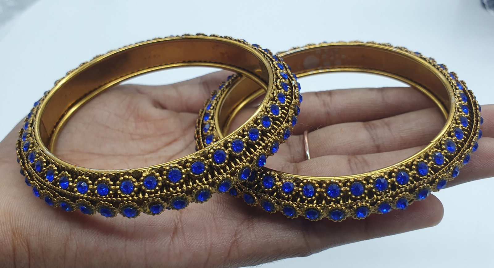 Blue Stone With Oxidised Gold Bangles Blue Stone With Oxidised Gold Bangles