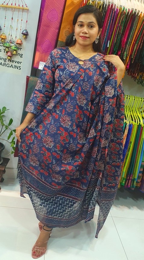 Blue and Red Colour Full Set Shalwar Ready Made