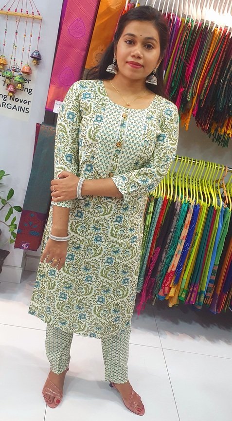 Green and Blue Colour Casual Women Kurthi Top With Pant - Image 4