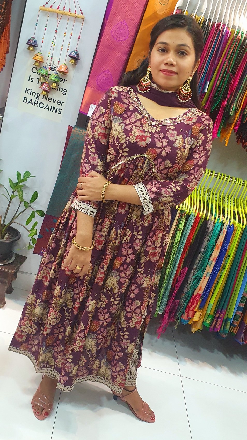 Magenta and Purple Colour Mixed Alya Cut Kurthi Magenta and Purple Colour Mixed Alya Cut Kurthi - Image 5