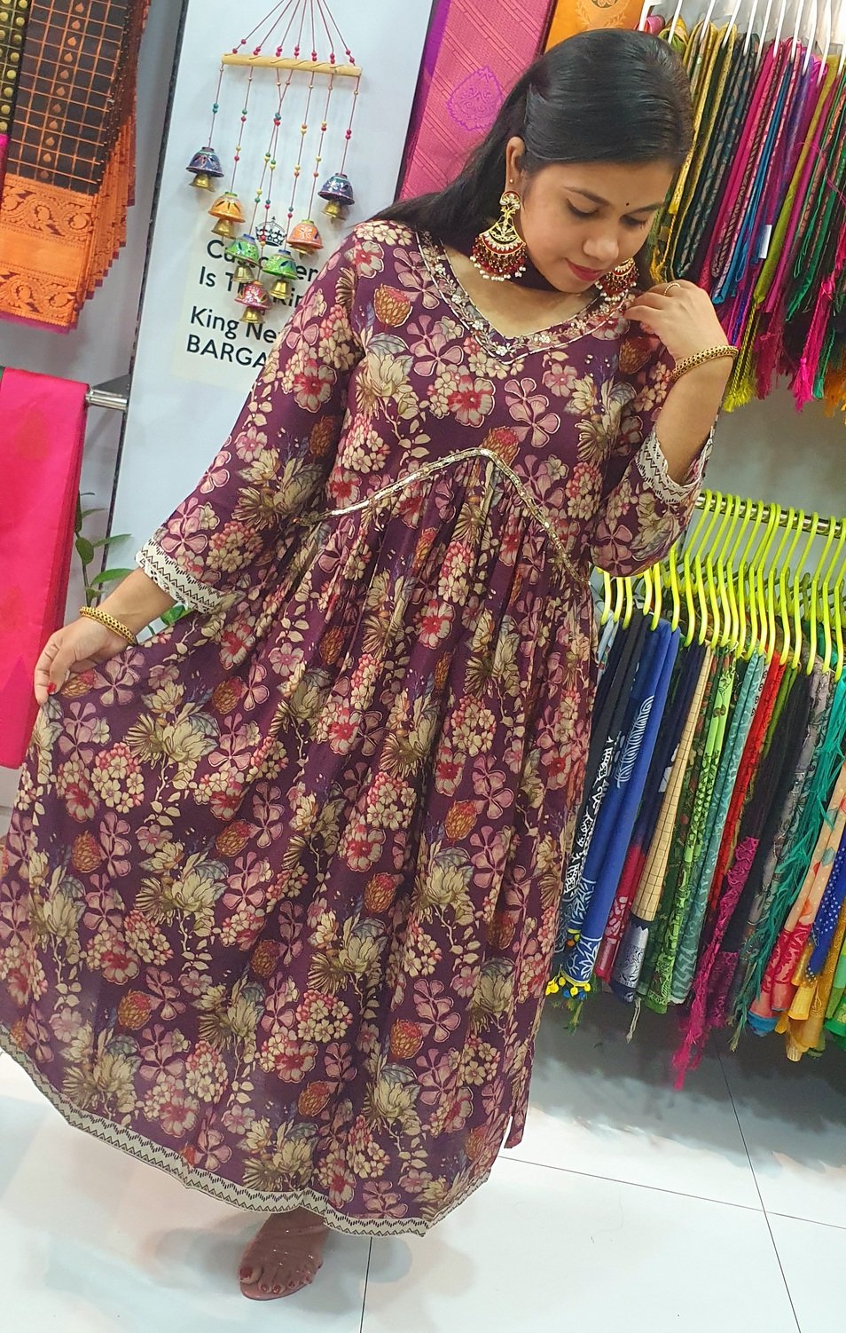 Magenta and Purple Colour Mixed Alya Cut Kurthi Magenta and Purple Colour Mixed Alya Cut Kurthi - Image 2