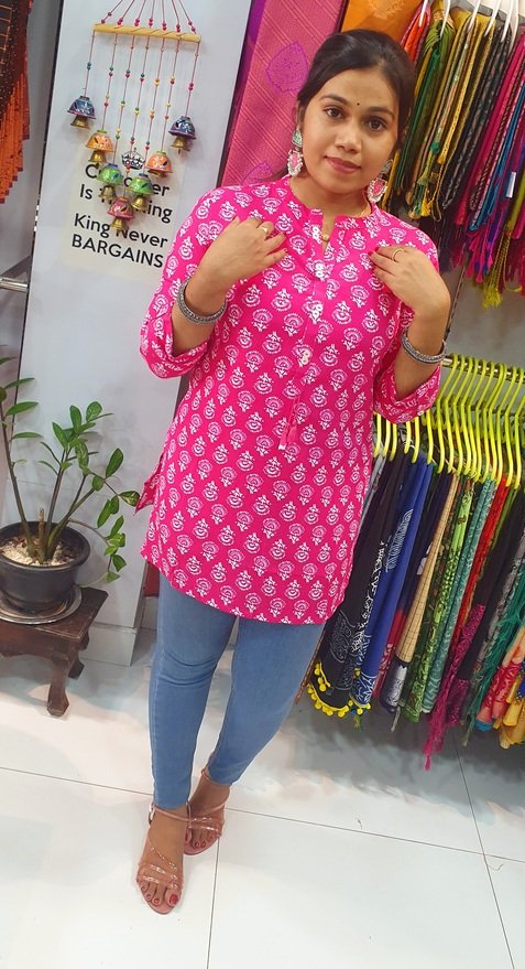 Pink Colour Short Kurthi Pink Colour Short Kurthi - Image 4