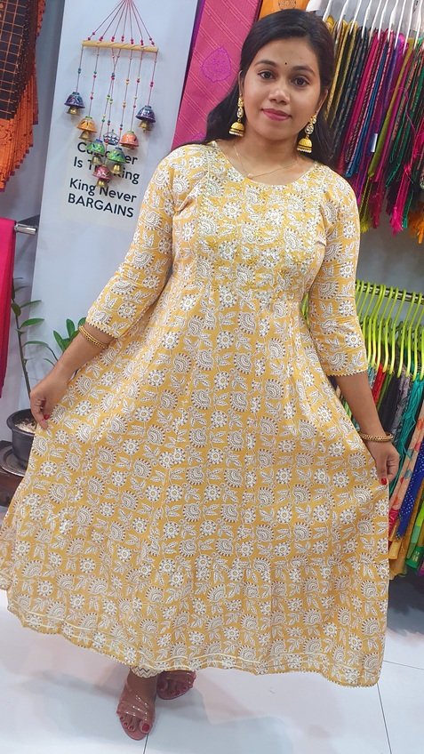 White and Yellow Colour Full Sets Shalwar Ready Made - Image 5