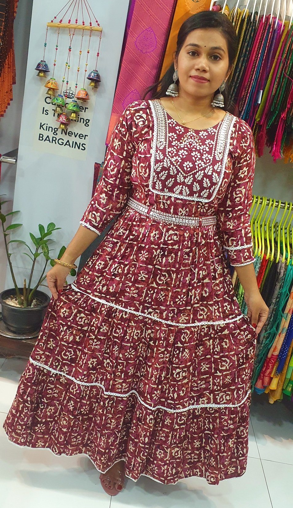 Maroon and White Colour Embroidery Frock Style Kurthi Maroon and White Colour Embroidery Frock Style Kurthi - Image 3