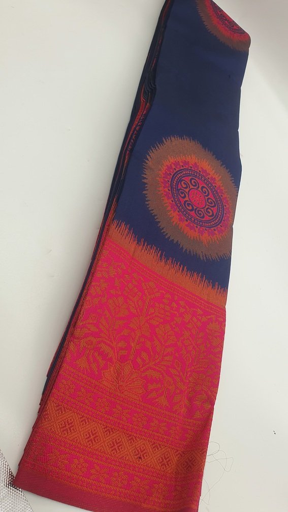 Chakra Designer Royal Blue and Pink Big Border Semi Silk Saree Chakra Designer Royal Blue and Pink Big Border Semi Silk Saree - Image 2