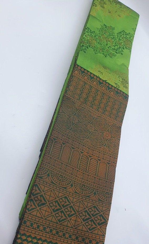 Floral Designer Apple Green and Dark Green Gold Big Border Semi Silk Saree Floral Designer Apple Green and Dark Green Gold Big Border Semi Silk Saree - Image 2