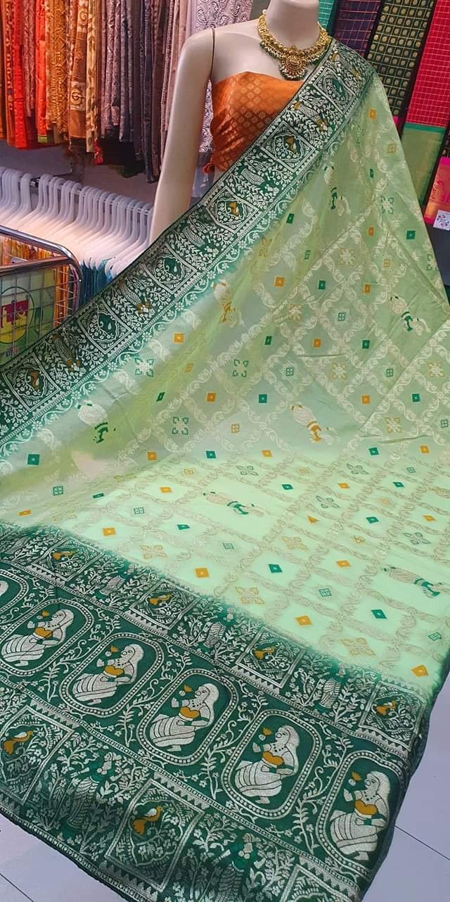 Apple Green & Dark Green Colour Premium Dancing Women's designer Banarasi Silk Saree Apple Green & Dark Green Colour Premium Dancing Women's designer Banarasi Silk Saree - Image 4
