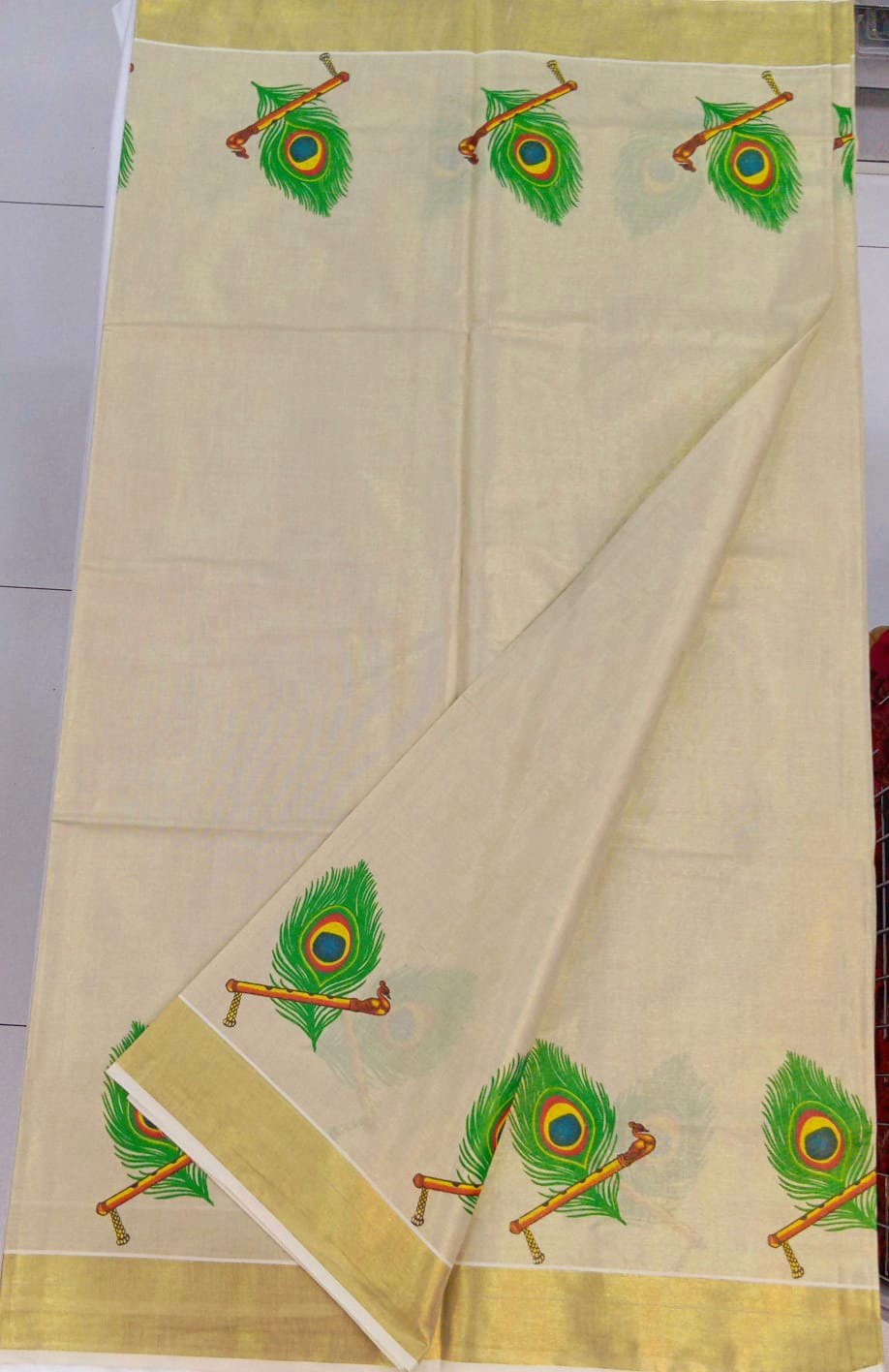 Peacock Feather Designer kerala Tissue Silk Saree Peacock Feather Designer kerala Tissue Silk Saree - Image 4