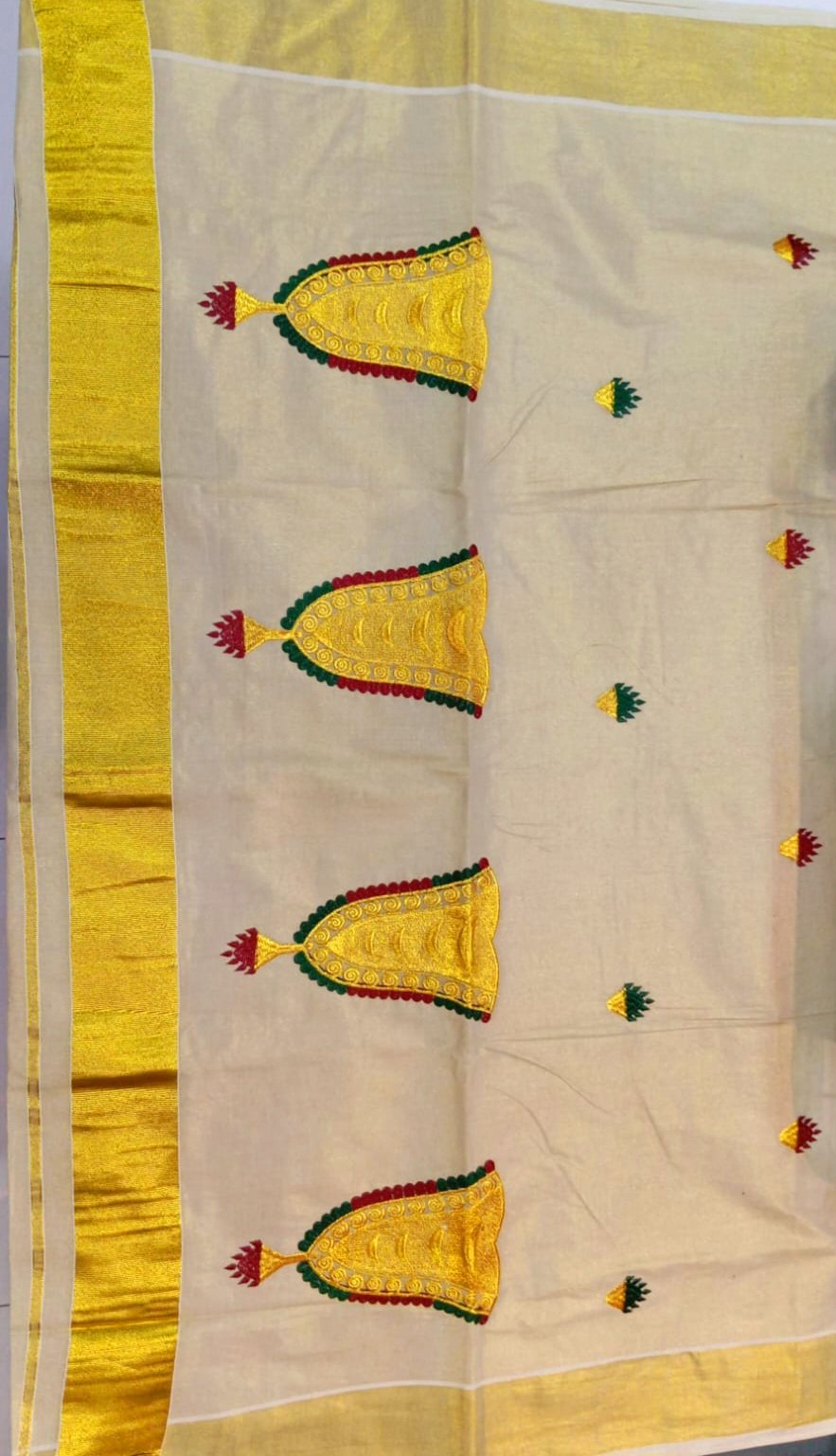 Floral Designer Kerala Tissue Silk Saree Floral Designer Kerala Tissue Silk Saree - Image 5