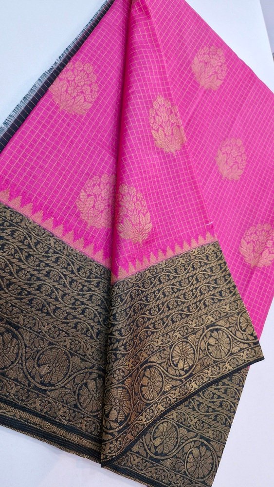 Light Pink and Green Colour Premium Banarasi Semi Silk Saree Light Pink and Green Colour Premium Banarasi Semi Silk Saree - Image 3