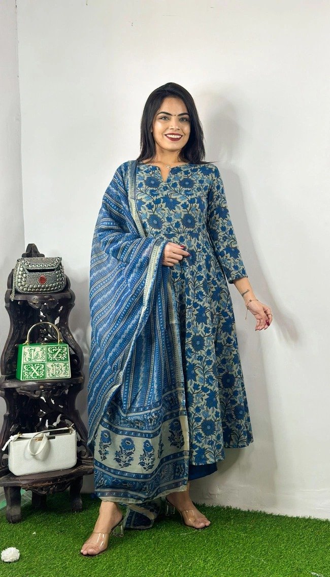 Premium Blue Colour Soft Cotton Ready Made Shalwar Suit - Image 3