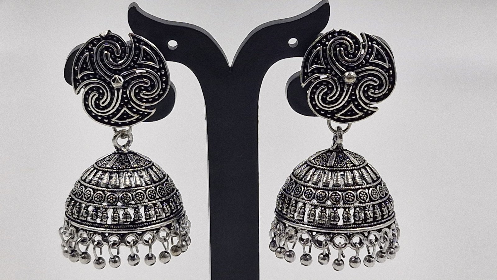 Floral Designer Oxidised Silver Jhumkha Floral Designer Oxidised Silver Jhumkha - Image 3