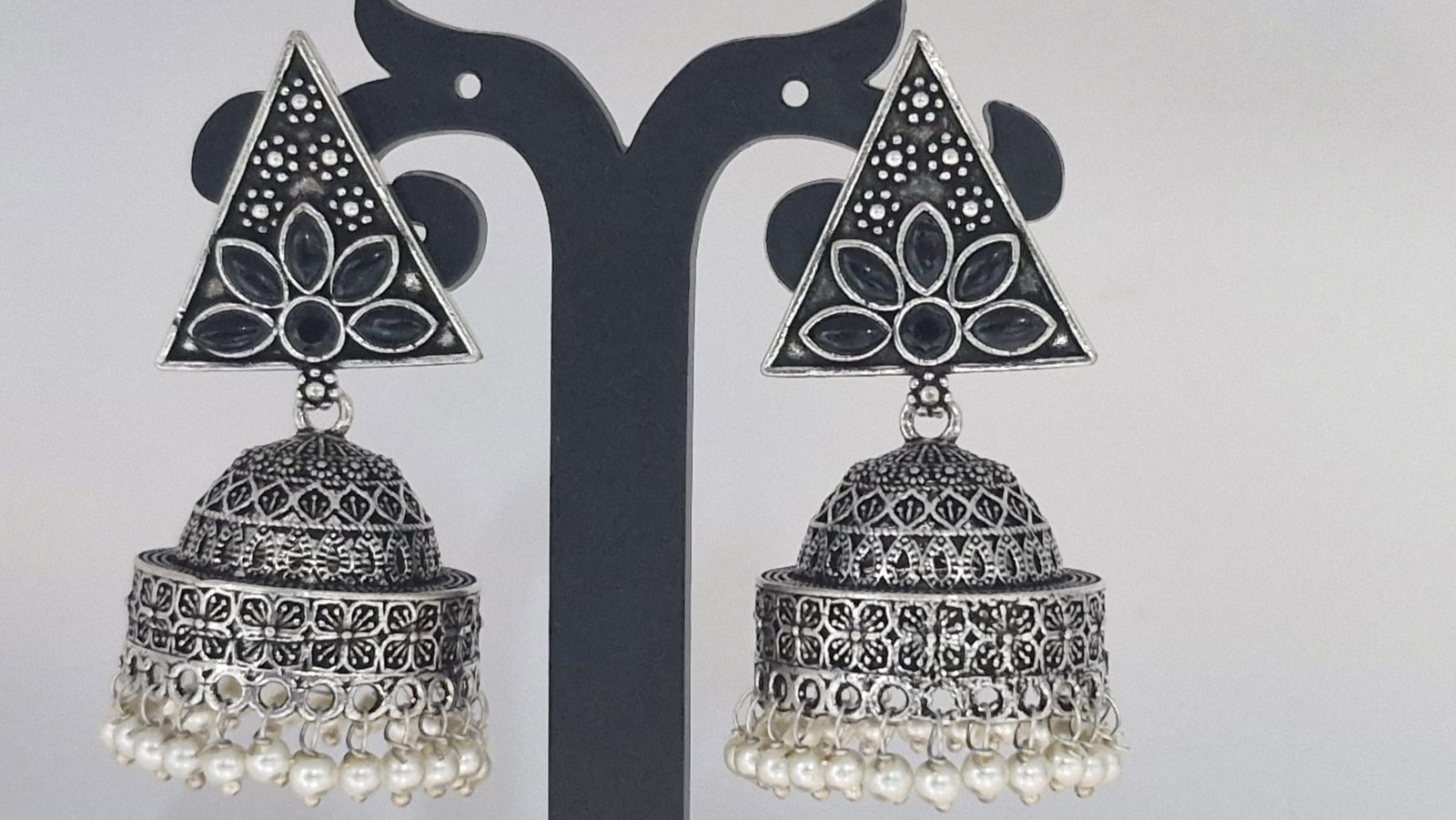 Floral Design Oxidised Silver Jhumkha - Image 3