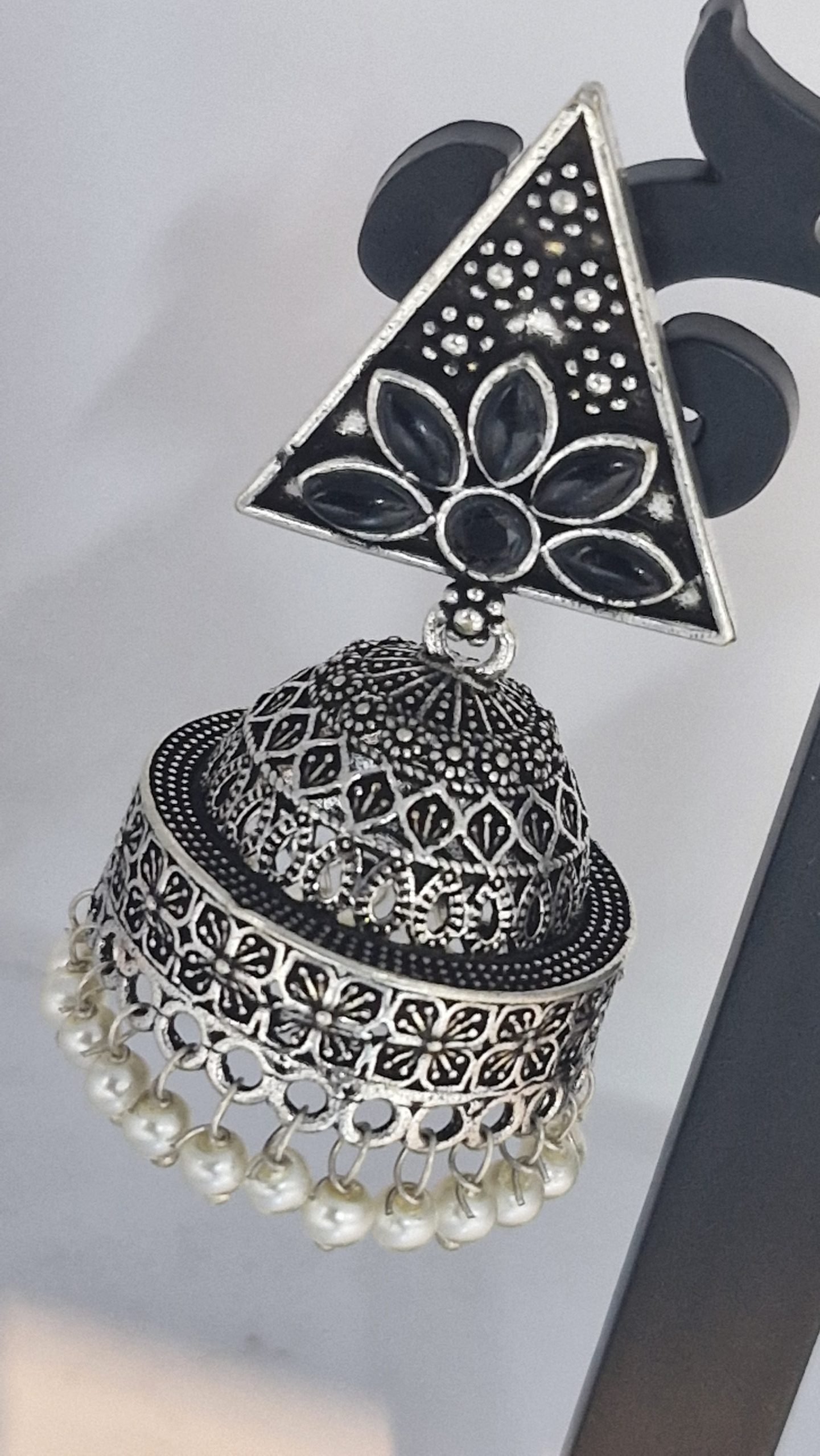 Floral Design Oxidised Silver Jhumkha