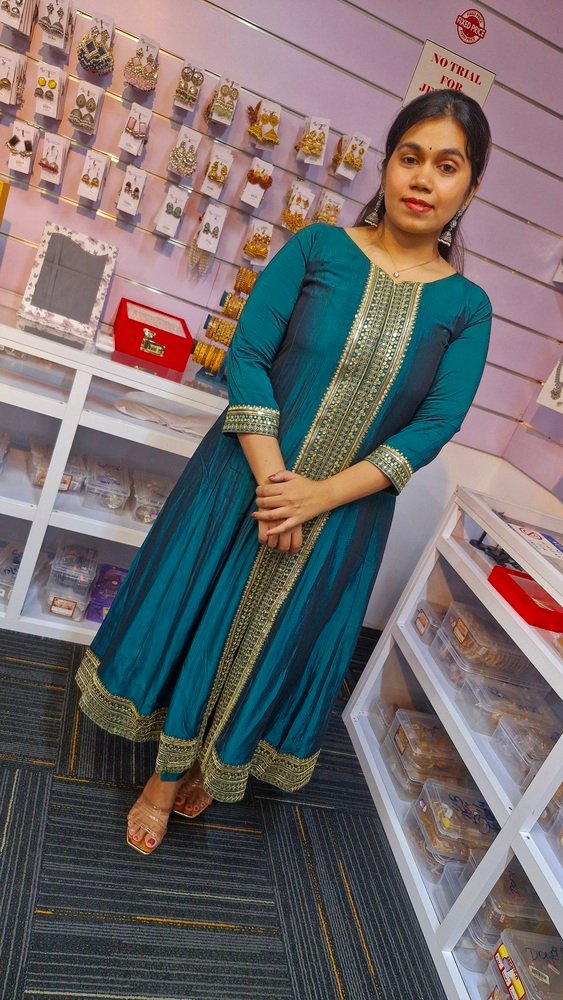 Peacock Green and Butter Colour Ready Made Shalwar Suit - Image 9