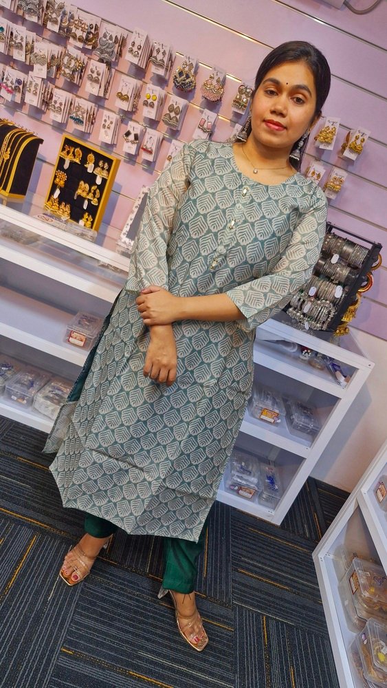 Green Colour Assam Silk Ready Made Shalwar Suit - Image 6