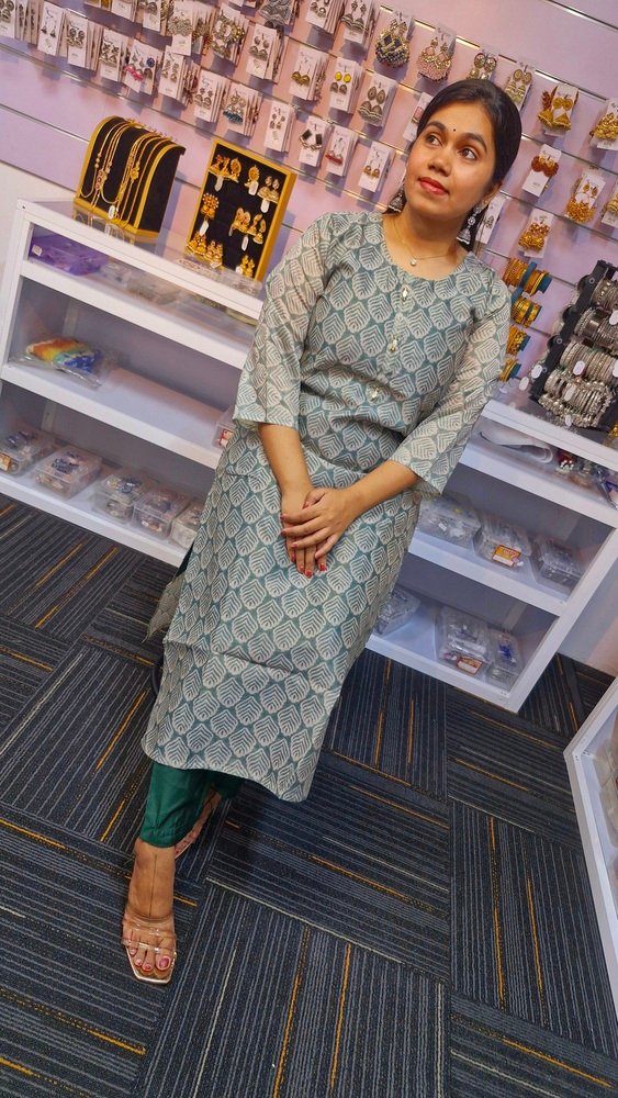 Green Colour Assam Silk Ready Made Shalwar Suit - Image 2