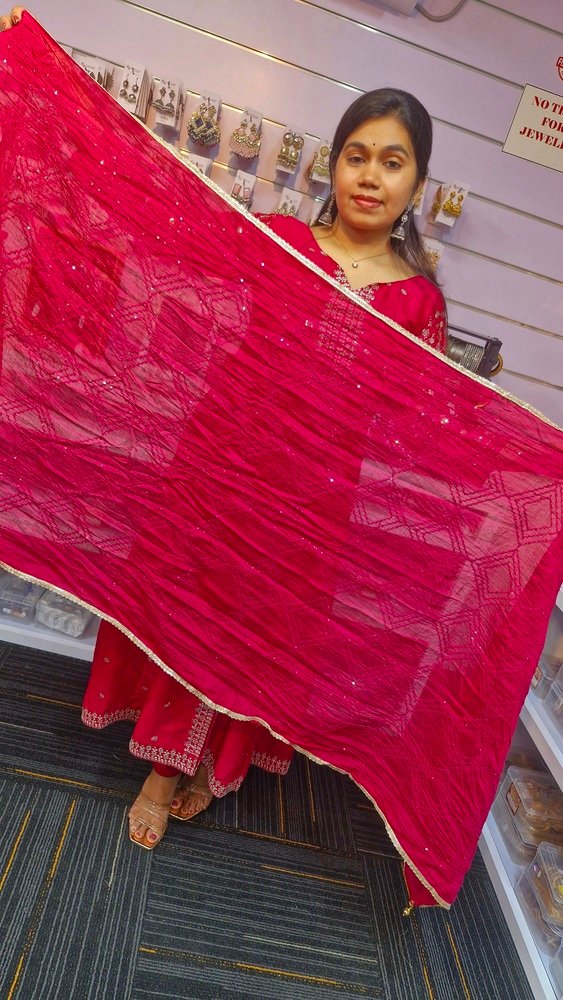 Pink Colour Ready Made Shalwar Suit - Image 5