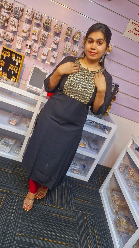 Black and Red Colour Ready-Made Shalwar Suit - Image 4