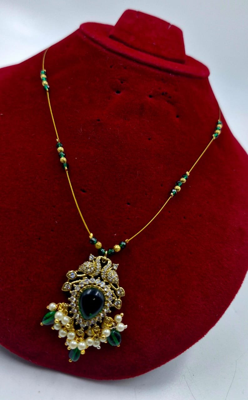 Invisible Necklace Invisible Necklace