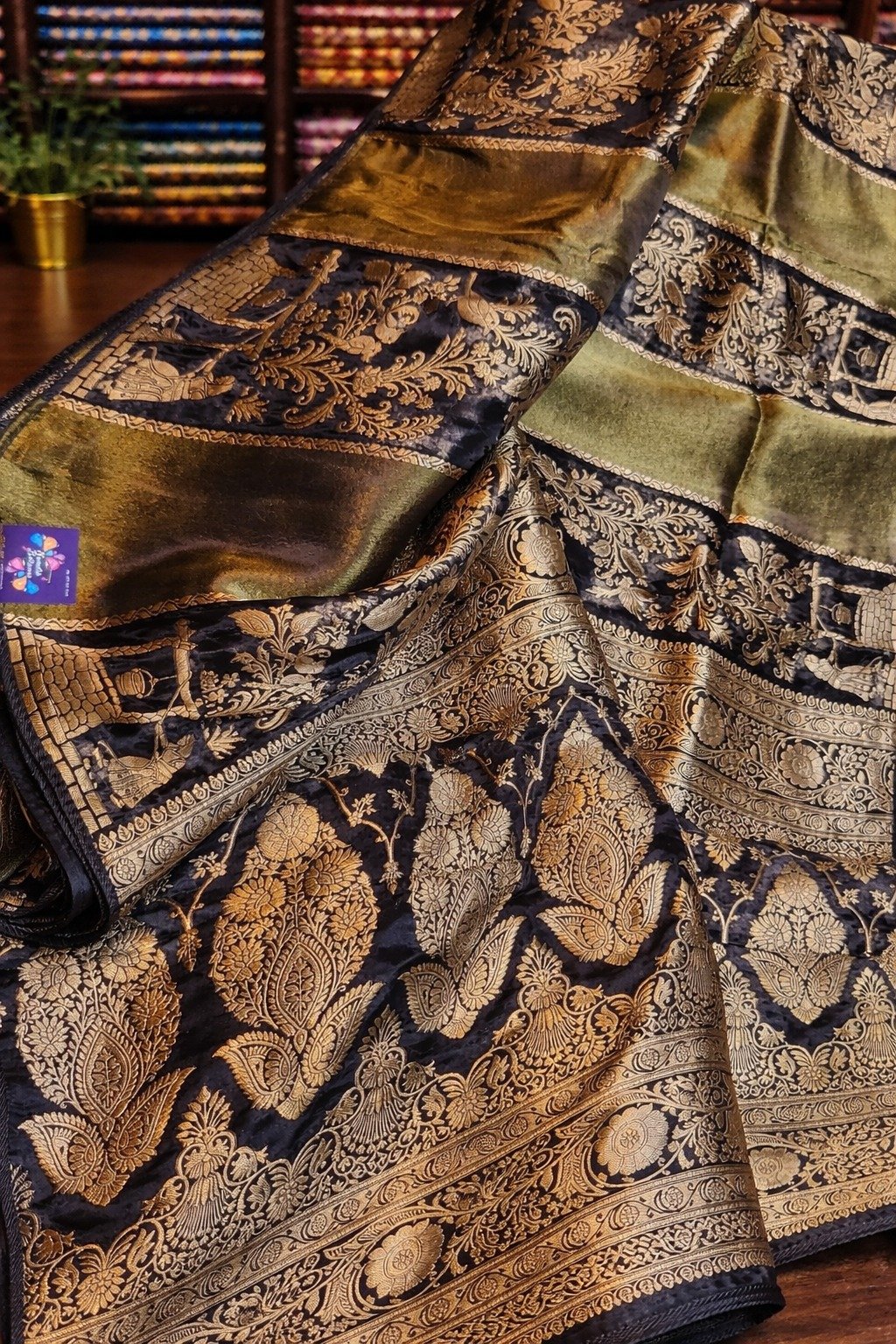 Black with Vintage Gold Weave Premium Banarasi Semi Silk Saree Black with Vintage Gold Weave Premium Banarasi Semi Silk Saree - Image 3