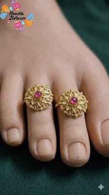 Floral Designer With Pink Stone Matte Finished Toe Rings