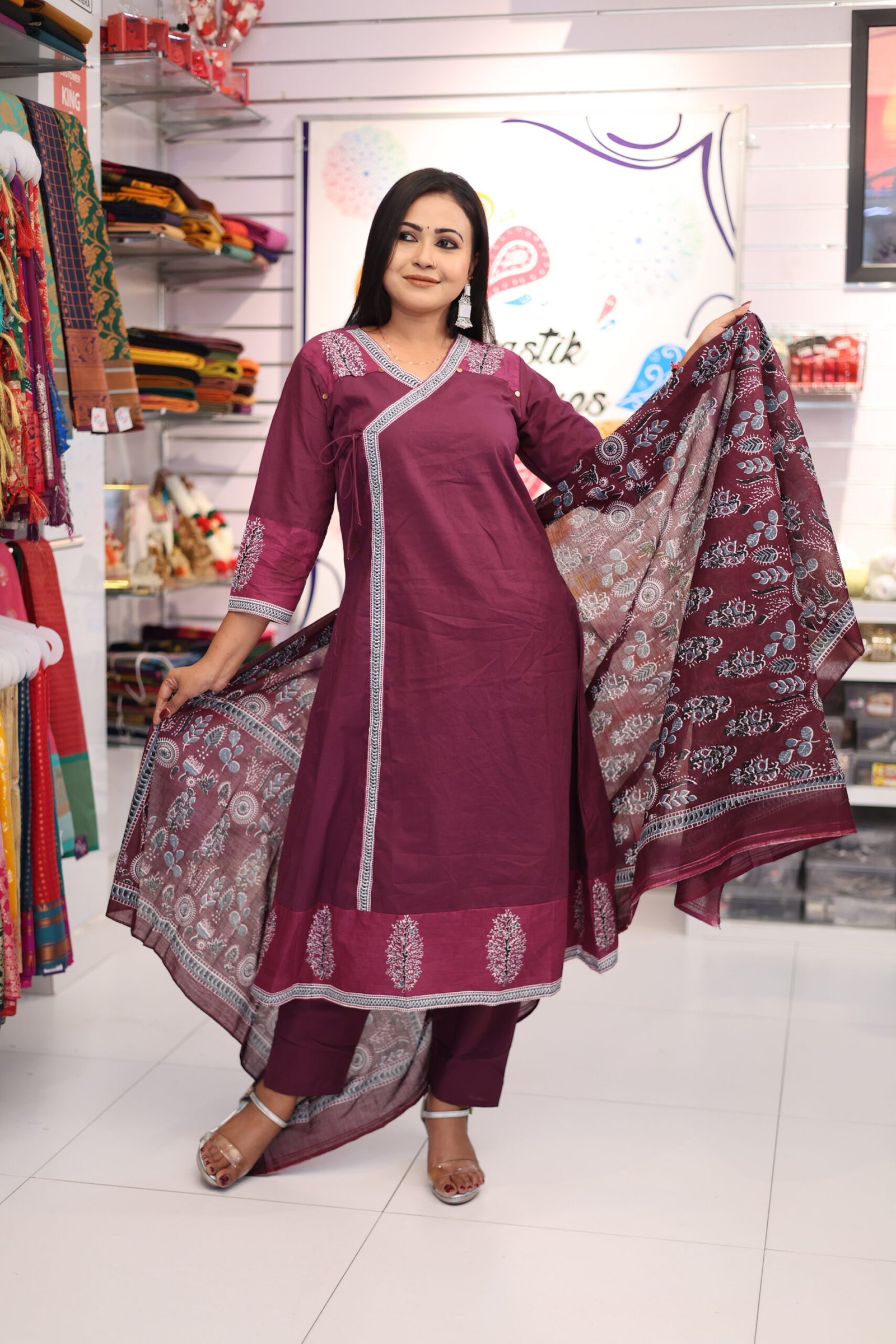Floral Designer Purple And White Ready Made Shalwar Suit Floral Designer Purple And White Ready Made Shalwar Suit - Image 2