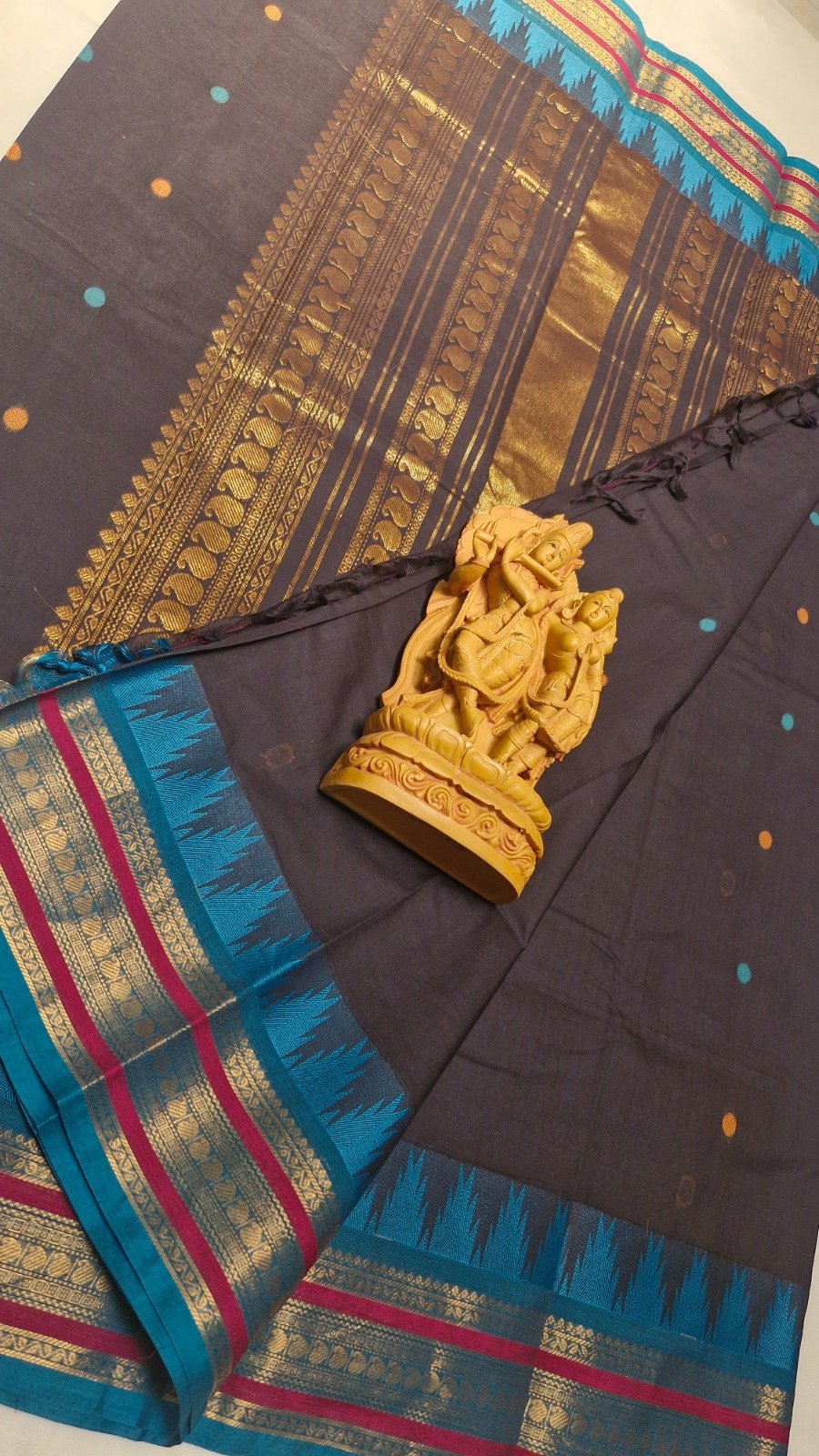 Premium Dark Chocolate Brown With Peacock Blue Antique Gold Zari Border 120 Count Kanchi Cotton Saree with Rich Pallu Premium Dark Chocolate Brown With Peacock Blue Antique Gold Zari Border 120 Count Kanchi Cotton Saree with Rich Pallu - Image 7