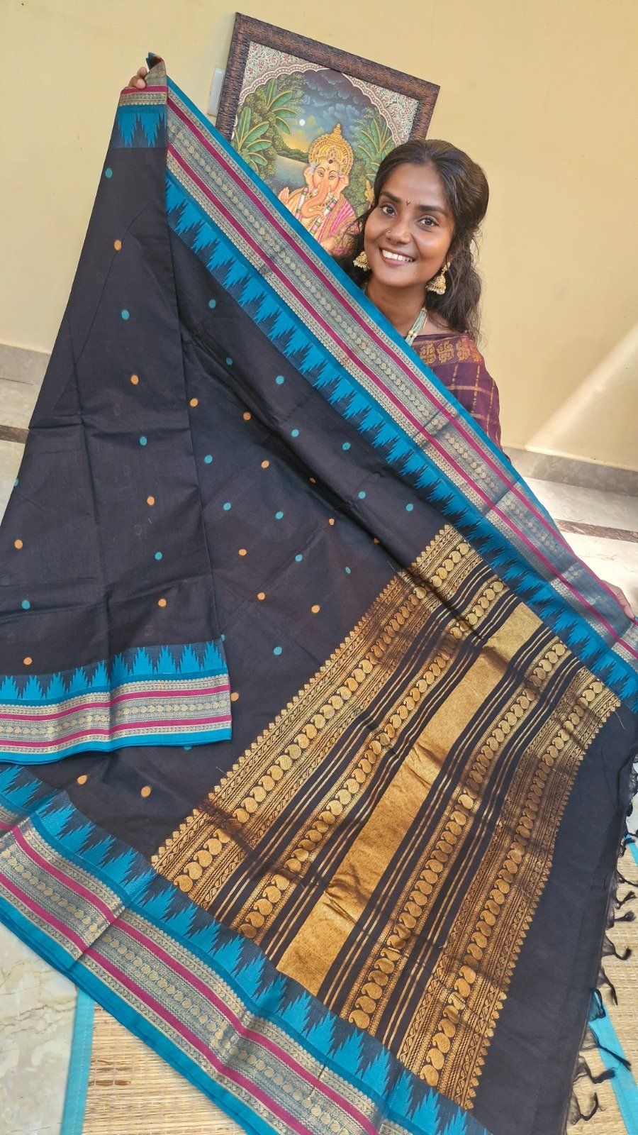 Premium Dark Chocolate Brown With Peacock Blue Antique Gold Zari Border 120 Count Kanchi Cotton Saree with Rich Pallu Premium Dark Chocolate Brown With Peacock Blue Antique Gold Zari Border 120 Count Kanchi Cotton Saree with Rich Pallu - Image 4