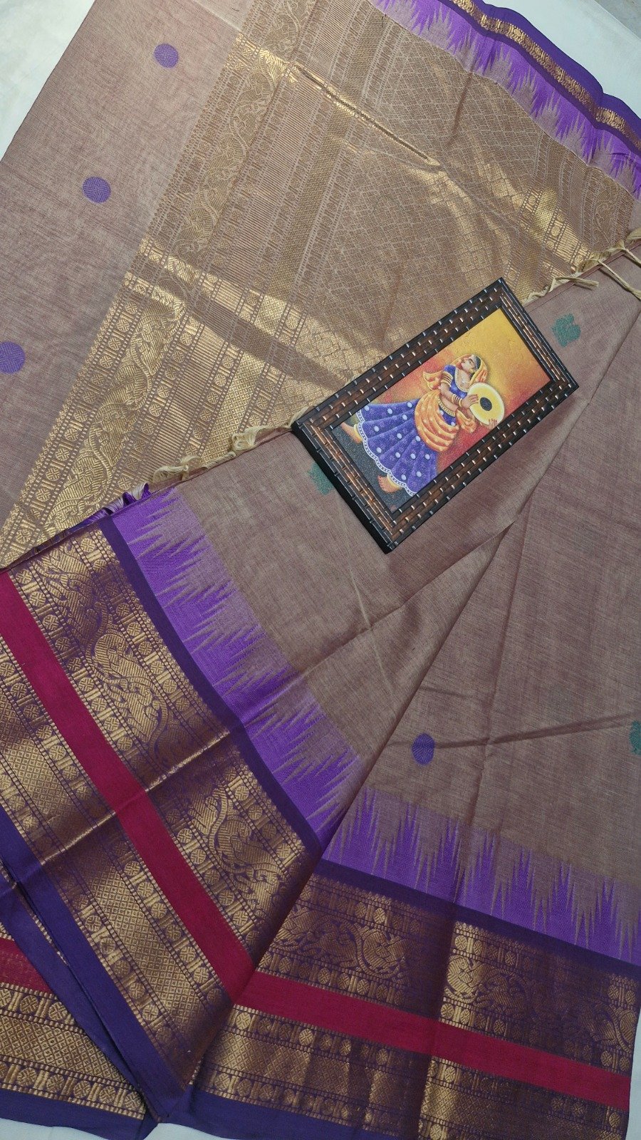 Premium Mocha Beige With Deep Purple Antique Gold Zari Border 120 Count Kanchi Cotton Saree with Rich Pallu Premium Mocha Beige With Deep Purple Antique Gold Zari Border 120 Count Kanchi Cotton Saree with Rich Pallu - Image 6
